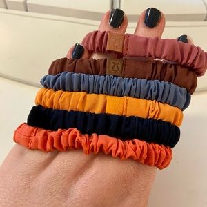 Lululemon Skinny Scrunchie 6 Pack Hair Ties - Never Used!